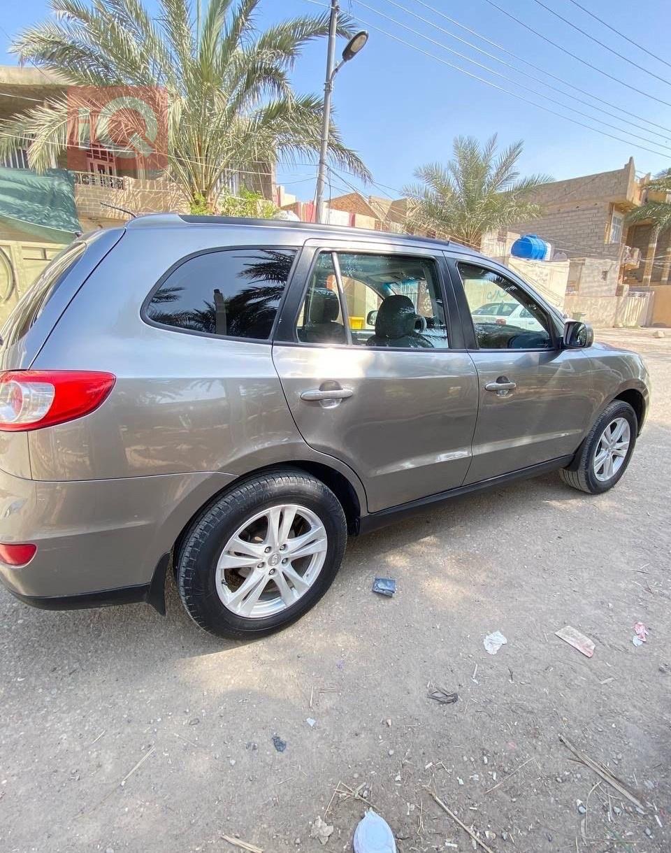 هيونداي سانتافي